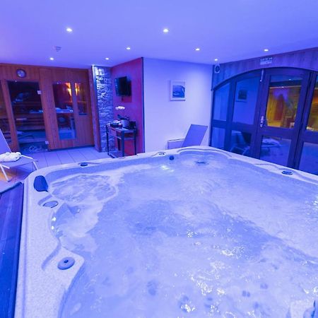 Alpazur Val Cenis Hotell Lanslebourg-Mont-Cenis Eksteriør bilde